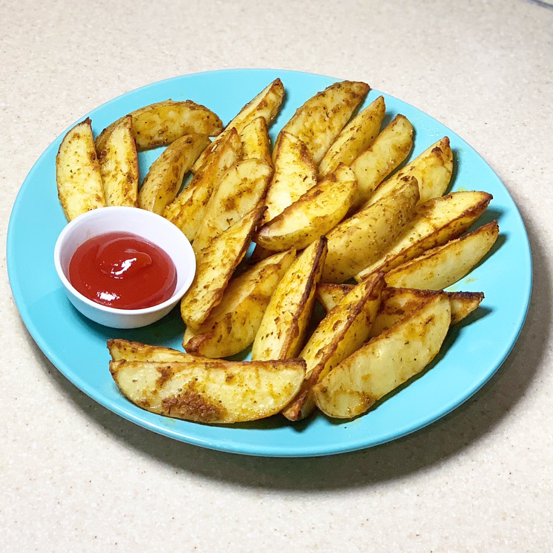 Картошка по-деревенски в духовке — 3 простых и вкусных рецепта