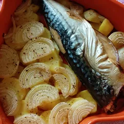 Скумбрия с картошкой в духовке