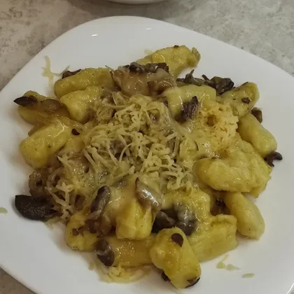 Картофельные ньокки с грибами