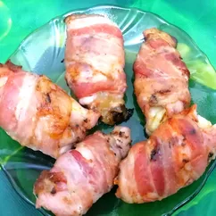 Куриные рулетики в беконе