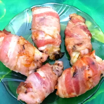 Куриные рулетики в беконе