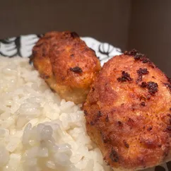 Жареные котлеты с рисом🍴