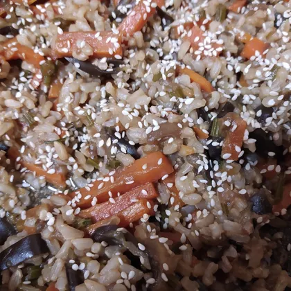 Бурый рис с овощами по-японски (веган)