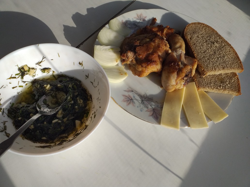 Курица с соусом из зелени с чесноком 🖖🍗🥗