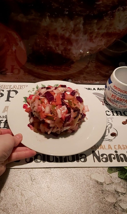 Винегрет с маринованной капустой и огурчиками