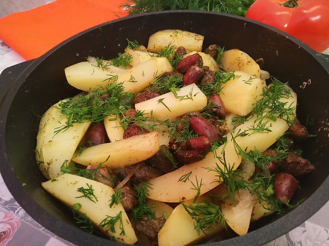 Куриные сердечки с картошкой в духовке — рецепт с фото