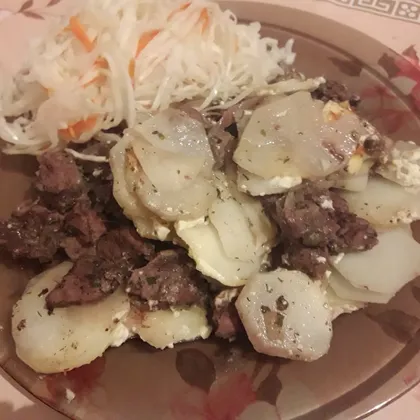 Запеченное мясо с картофелем )