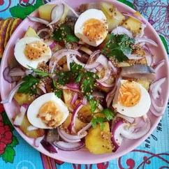 Салат картофельный с сельдью