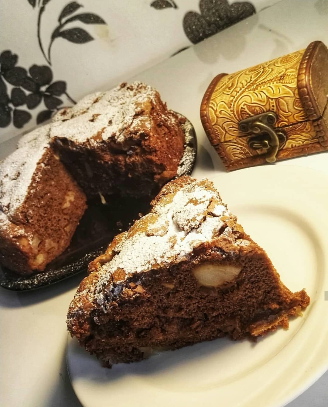 Шарлотка шоколадная