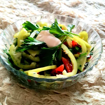 Витаминный салат с перцем