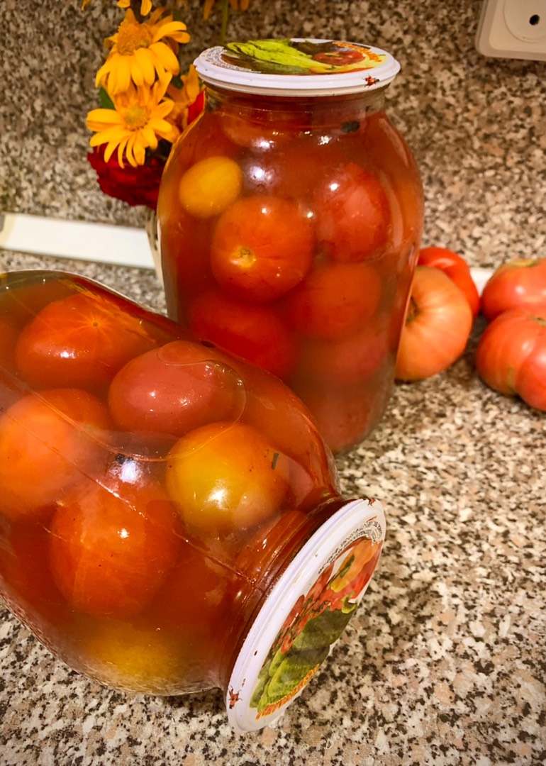 Сладкие помидоры в литровой банке на зиму