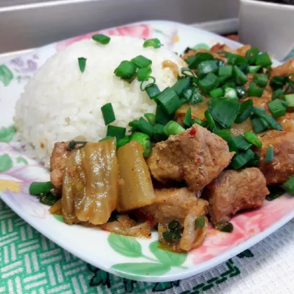 Кимчи со свининой и рисом
