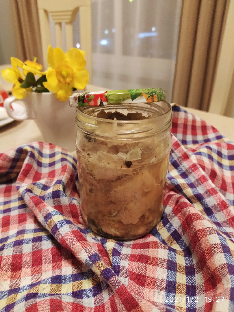 Тушёнка с курицей по-домашнему