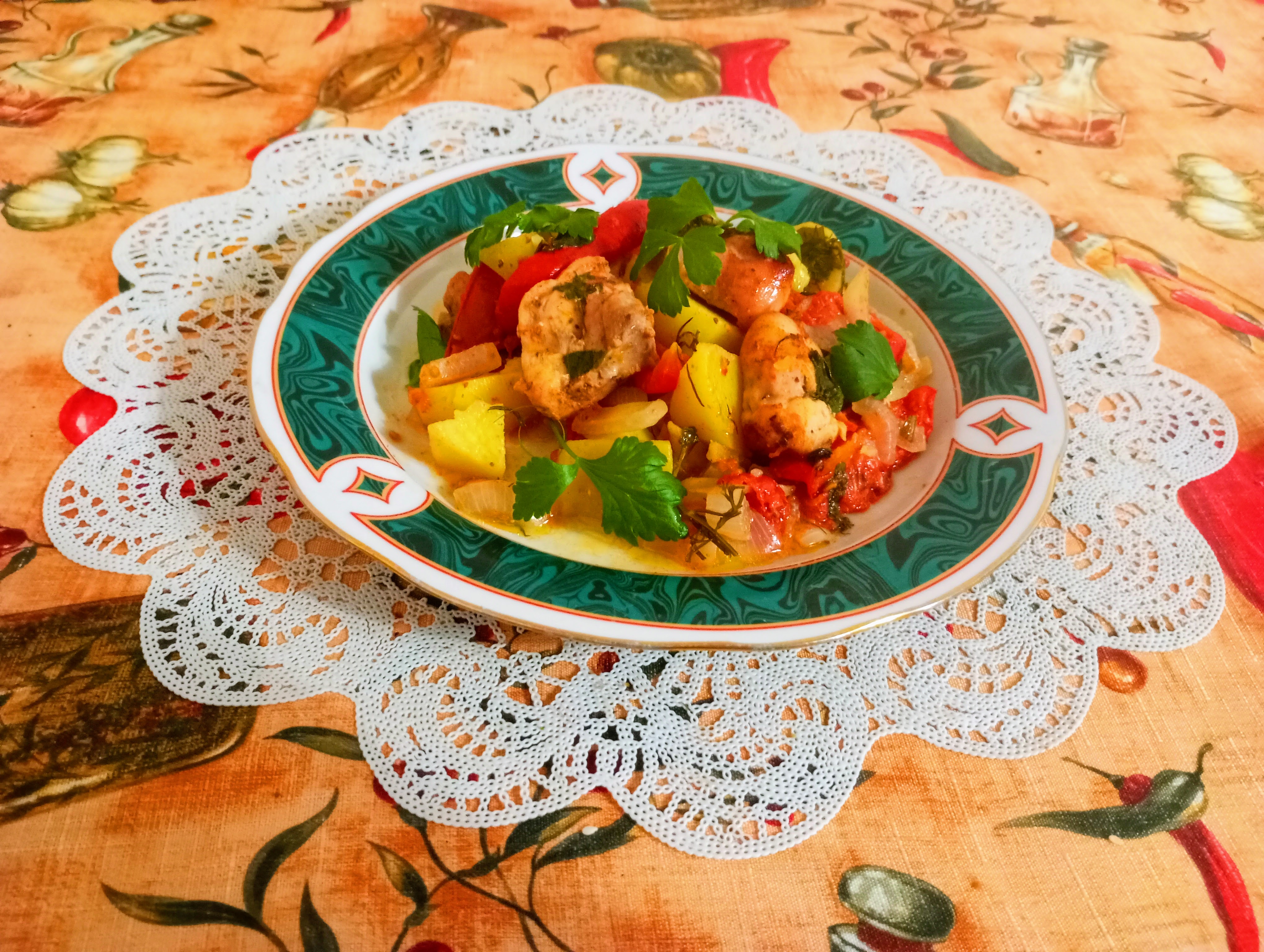 Овощи с курицей запеченные в духовке