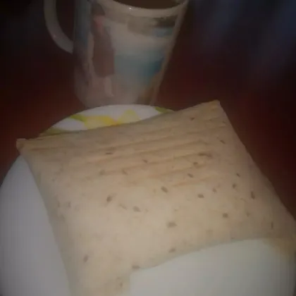 Завтрак в лаваше с наггетсами