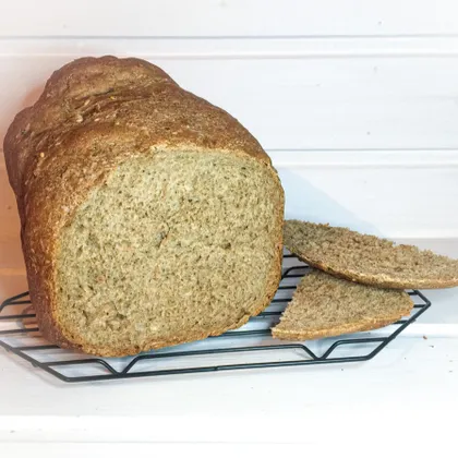 Пшенично-ржаной хлеб с семечками в хлебопечке