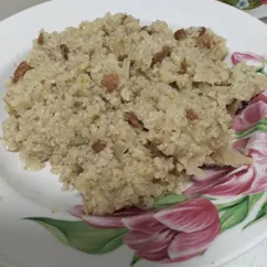 Каша из ячневой крупы с грибами лисичками