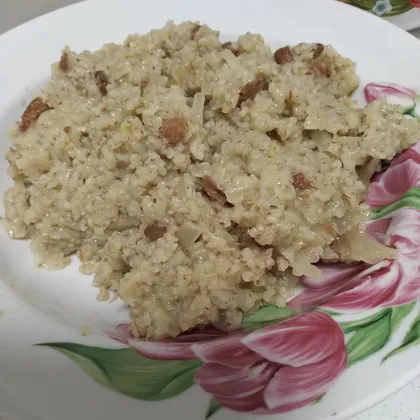 Каша из ячневой крупы с грибами лисичками