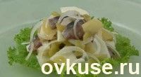 Салат картофельный с сельдью (3)