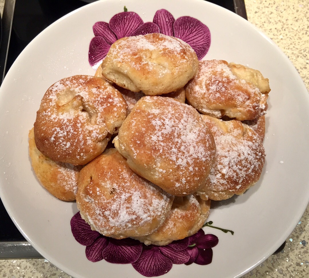 Творожные булочки с яблоками