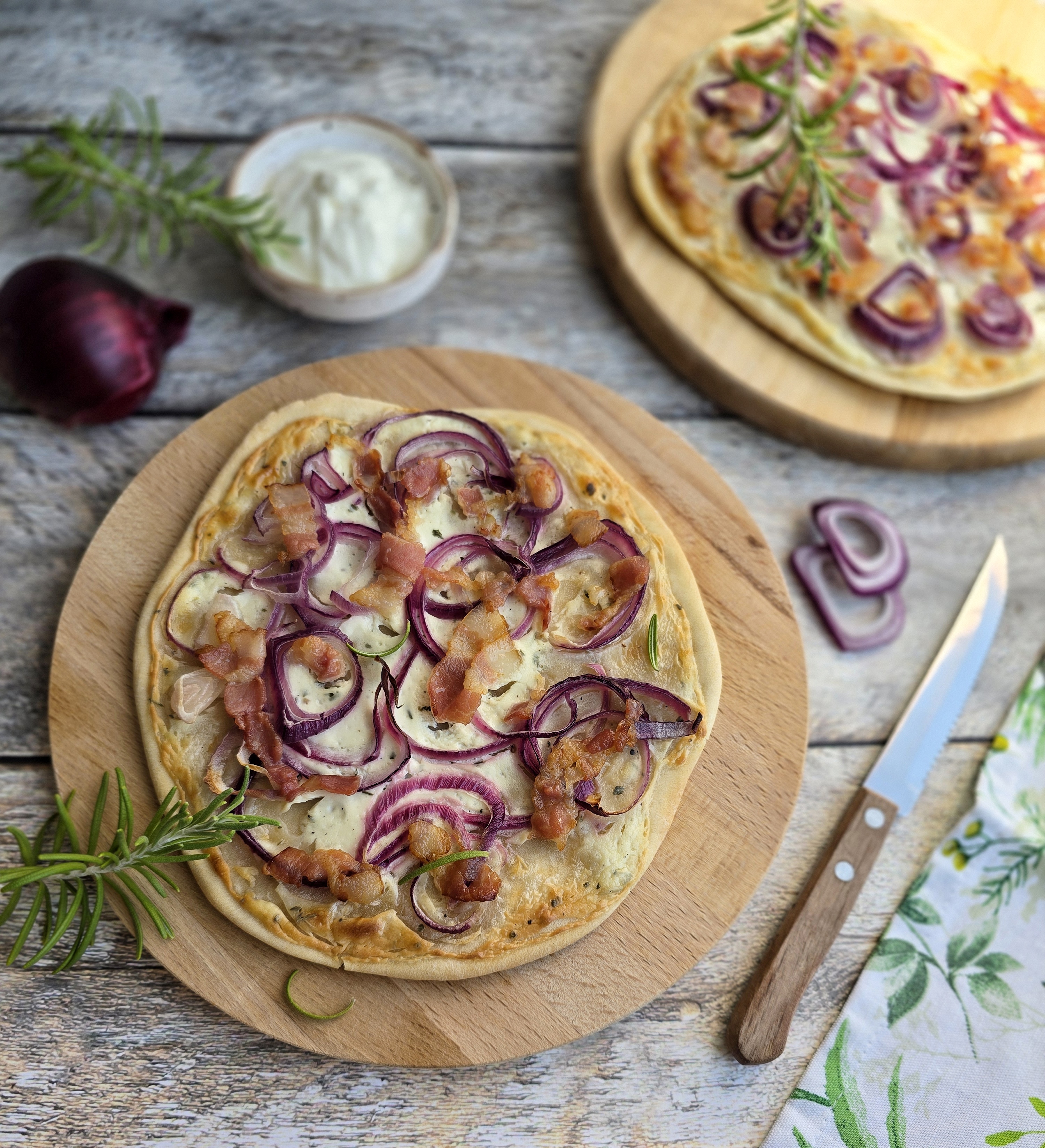 Тарт фламбе