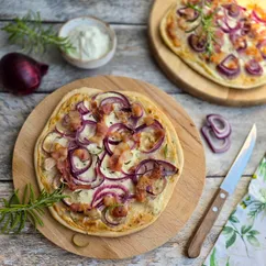 Тарт фламбе