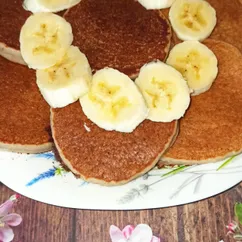 Банановые панкейки на рисовой муке 🥞 Вкусный полезный десерт