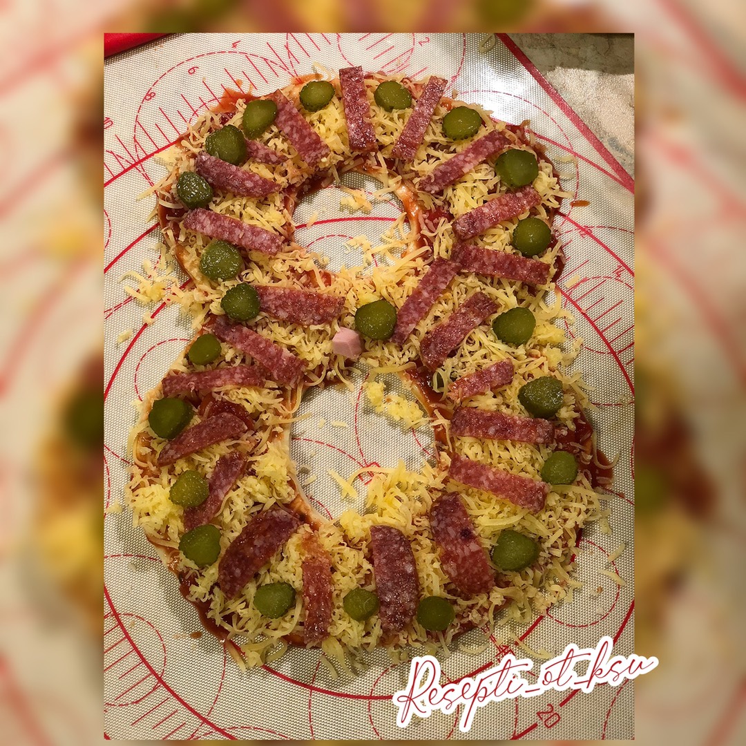 Пицца с копчёной колбаской «8 Марта»