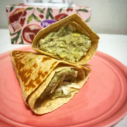 Рожок из лаваша с курицей