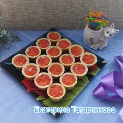 Тарталетки с икрой