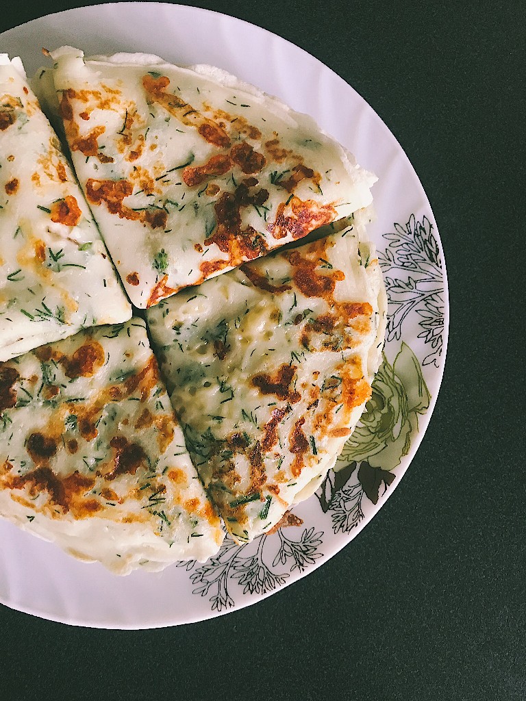 Блинчики с сыром и зеленью
