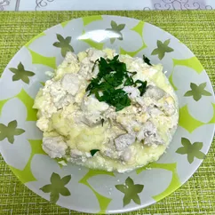 Картофельное пюре с нежной курочкой