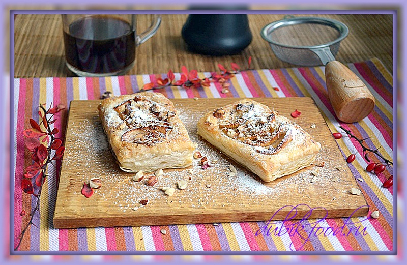 Ленивые слойки с яблоками