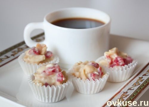 Конфеты из миндаля и белого шоколада