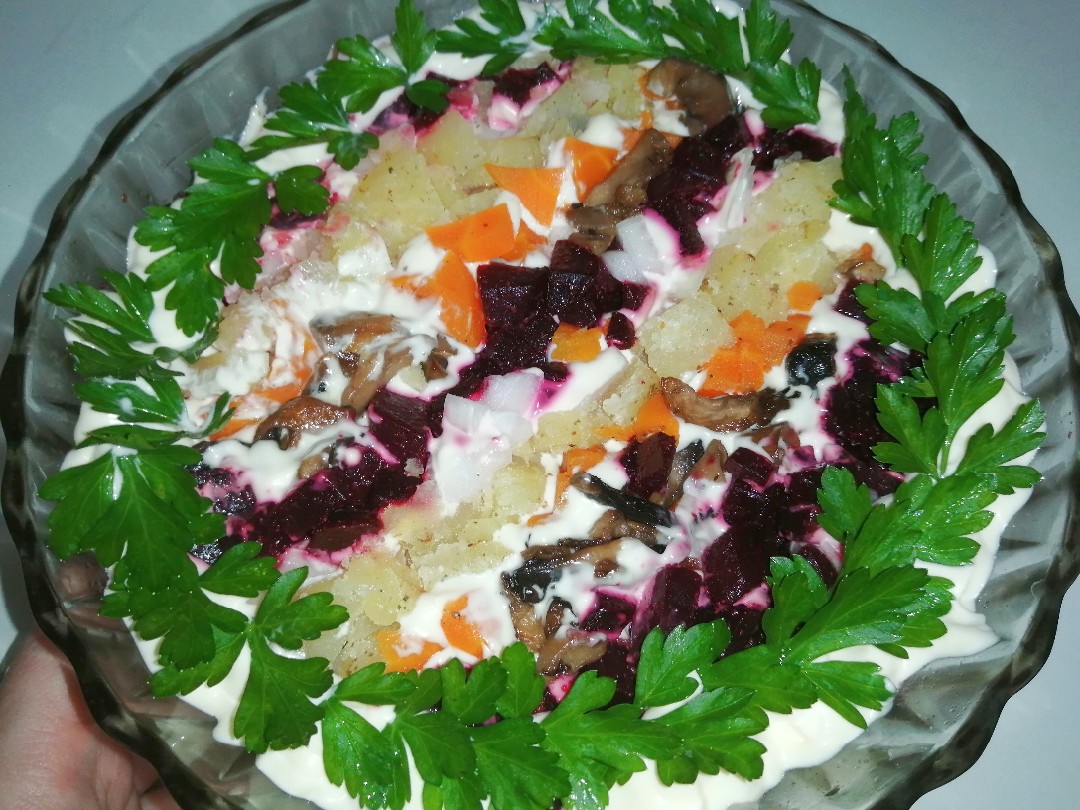 Вертикальный слоёный салат
