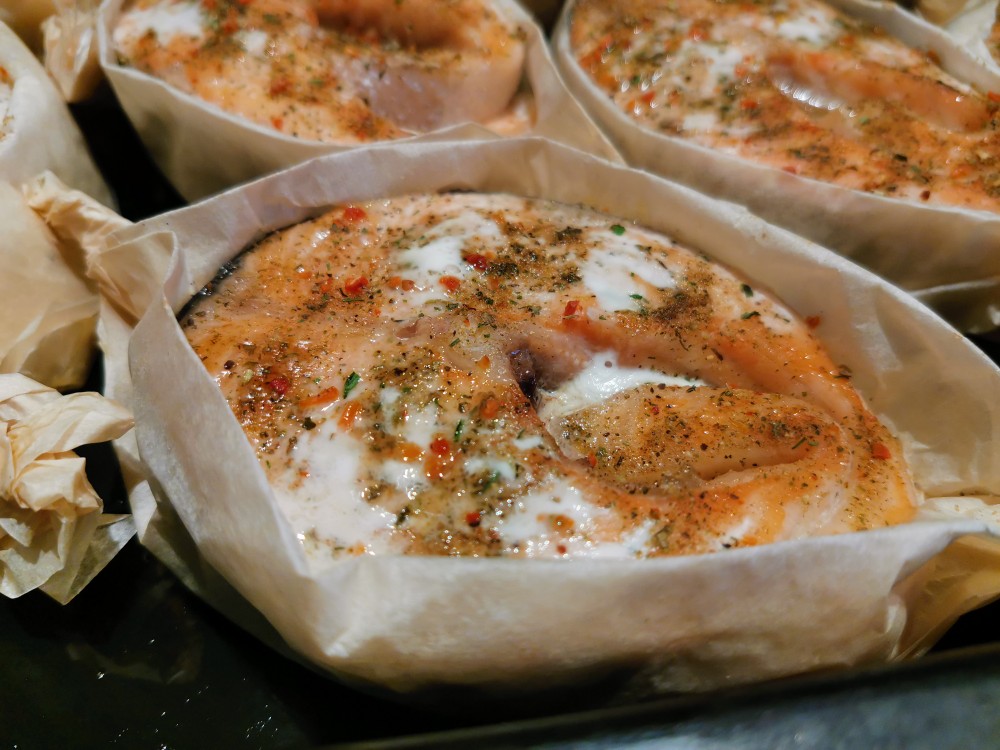 Рыбка запечённая в лодочках