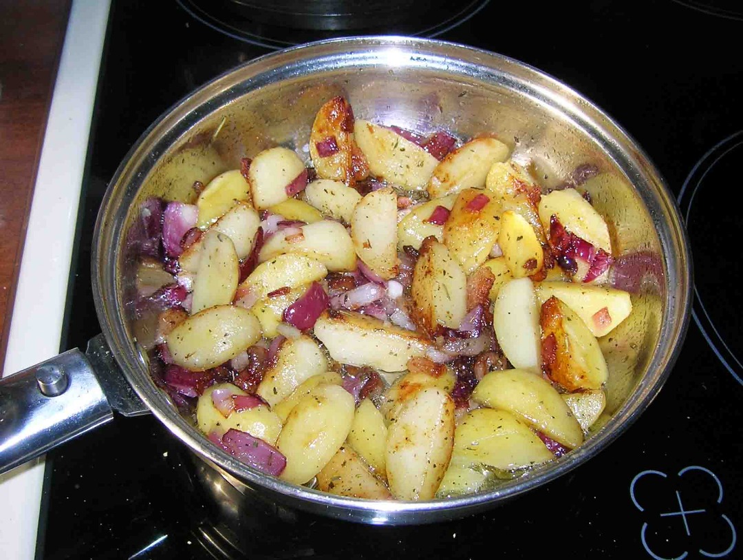 Ингредиенты для «Жареный картофель»: