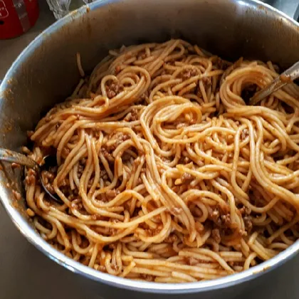 Спагетти с соусом 'А-ля Болоньезе'