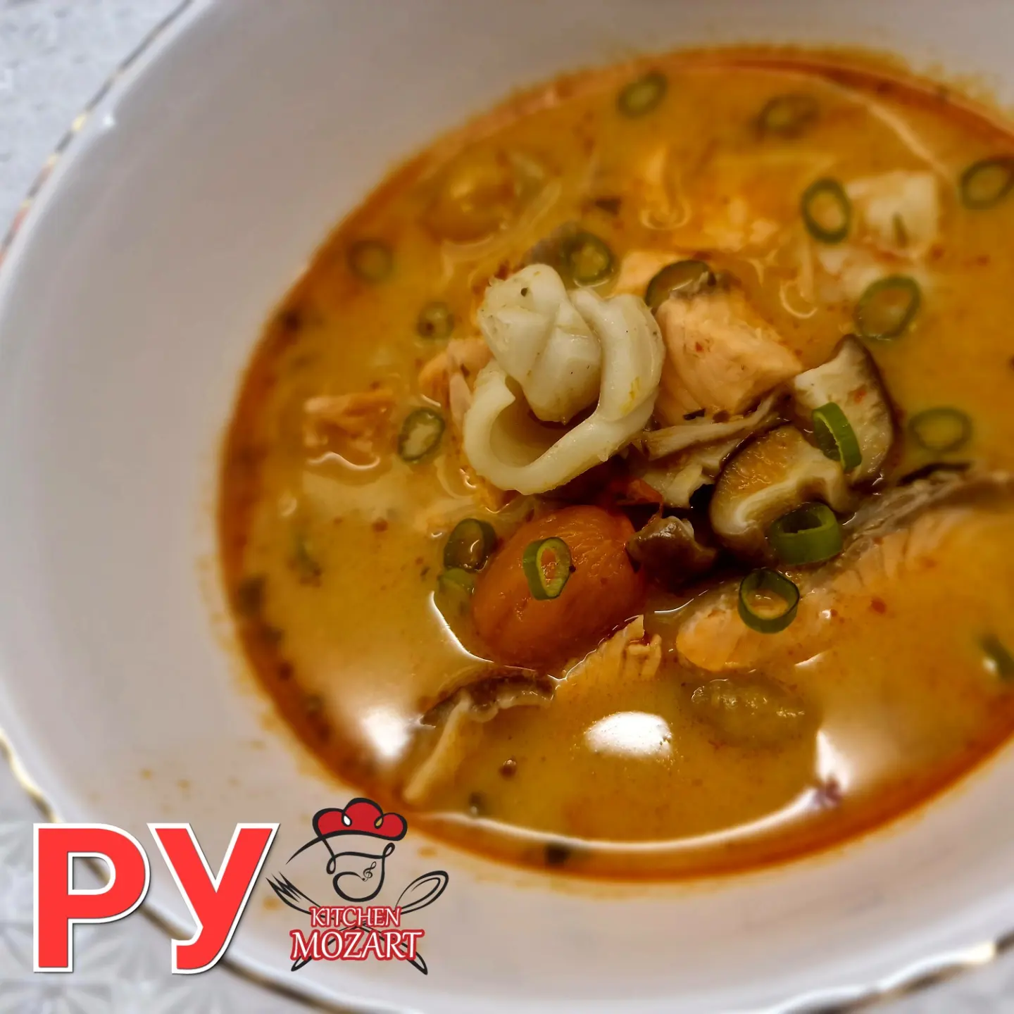 Тайский суп с курицей и креветками, пошаговый рецепт на ккал, фото, ингредиенты - vicky
