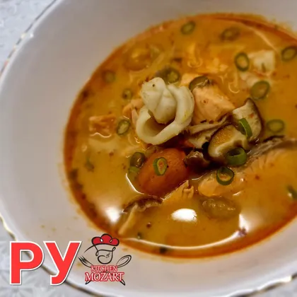 Азиатский суп с морепродуктами