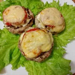 Мясные гнёзда из филе индейки с грибной начинкой