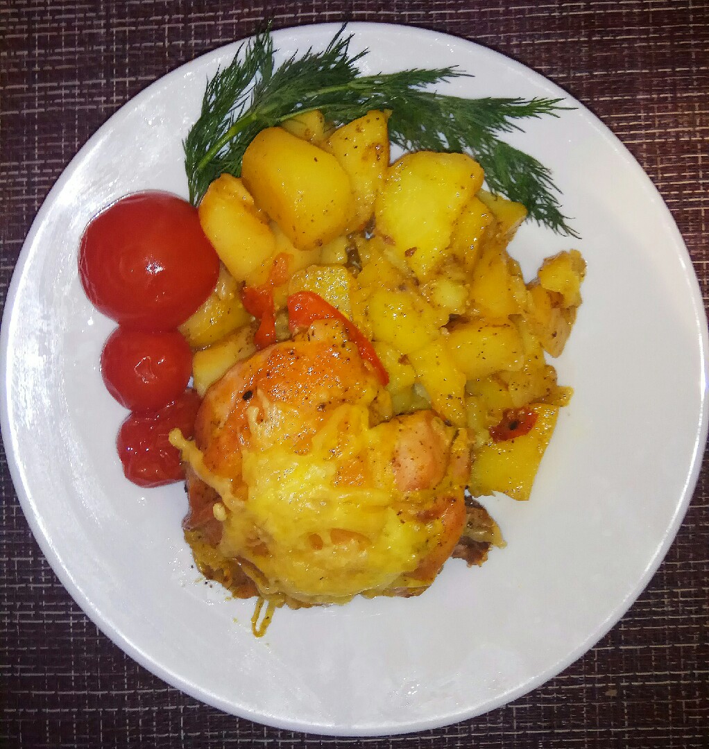 Запечённая курица с картошкой