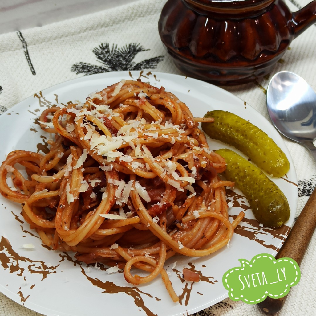 Спагетти в духовке с томатами