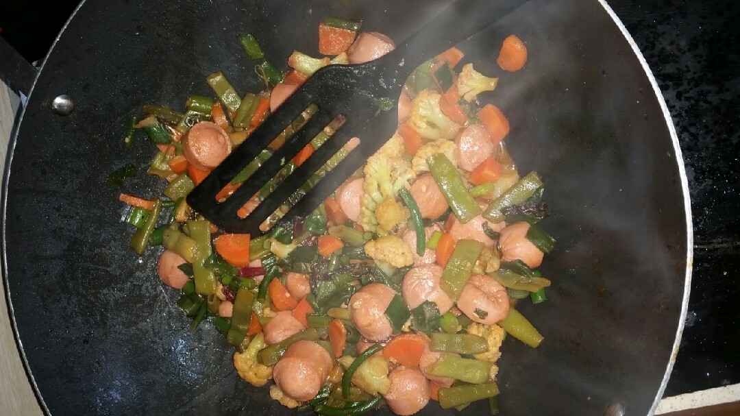 Ароматное быстрое рагу вок в кисло-сладком соусе