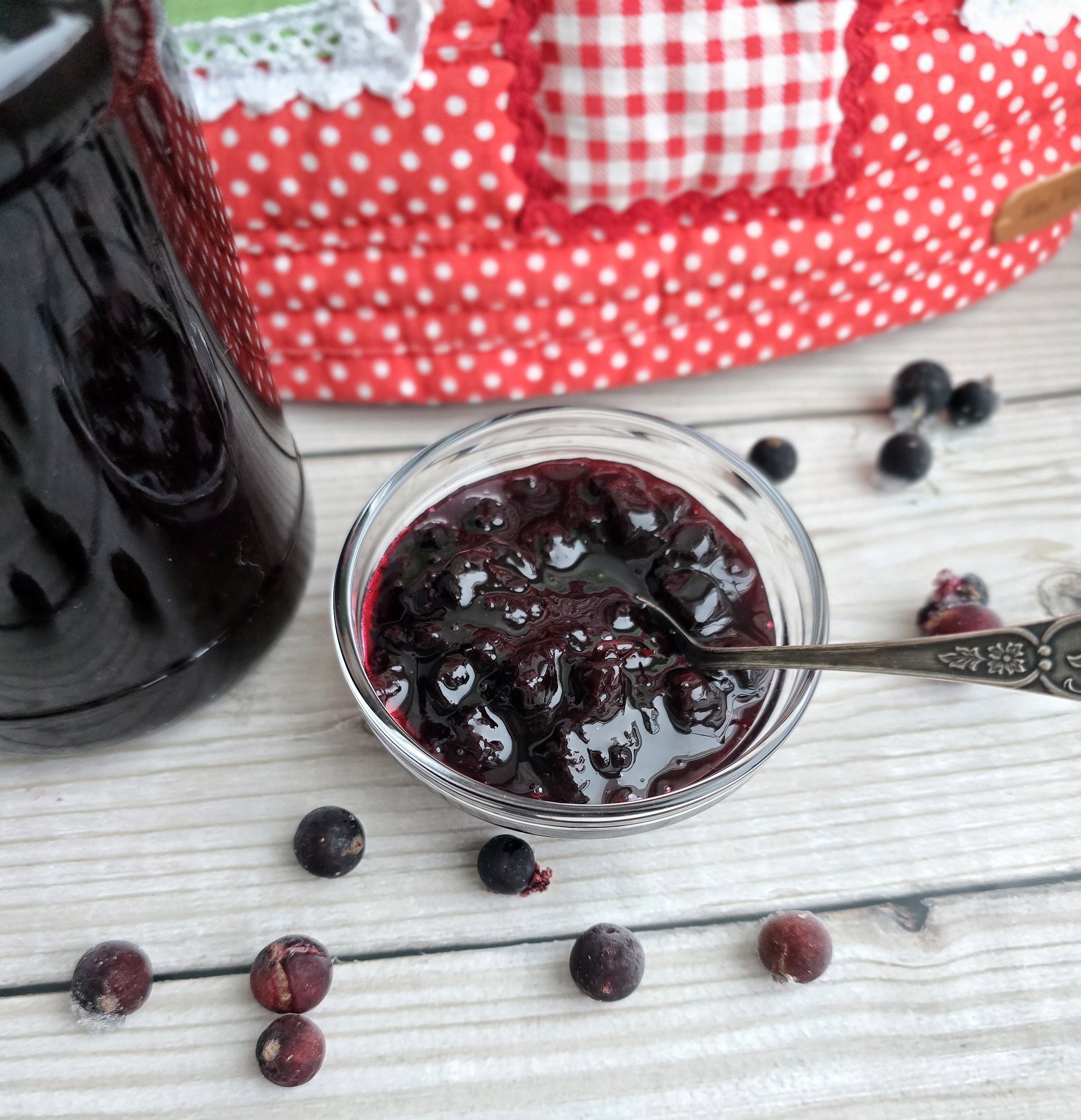 Варенье из замороженной чёрной смородины