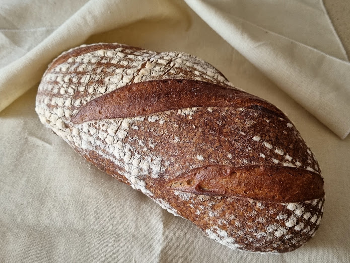 Хлеб пшеничный на фруктовой закваске