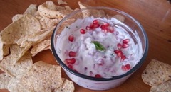 Соус из рикоты,граната и мяты