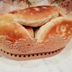 Жареные пирожки с капустой и яйцом