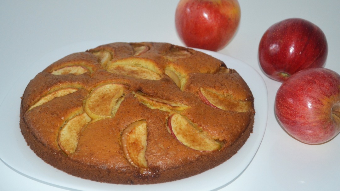 Пирог с яблоками — ремонты-бмв.рф