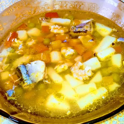 Рыбный суп с сайрой и креветками